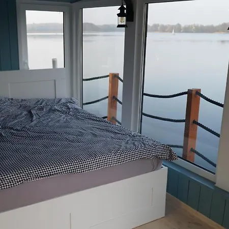 别墅 Dom Na Wodzie Nad Jeziorem Krzywe 佩茨基